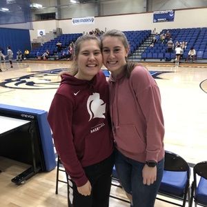 Meet your Posher, Makenna